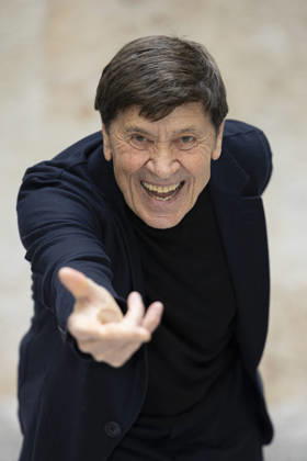 MFW - Menswear Fall Winter 2026-27 ARMANI Photocall MILAN, ITALY - JANUARY 19: Gianni Morandi arrives at the Giorgio Armani fashion show during the Milan Fashion Week - Menswear Fall Winter 2026-2027 on January 19, 2026 in Milan, Italy. Photo by Marco Piovanotto Abacapress.com  Copyright: xPiovanottoxMarco ABACAx