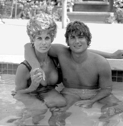 RECORD DATE NOT STATED RECORD DATE NOT STATED Michael Landon at home in Stone Canyon with his wife Lynn, c. 1967 EDITORIAL USE ONLY  Copyright: x
