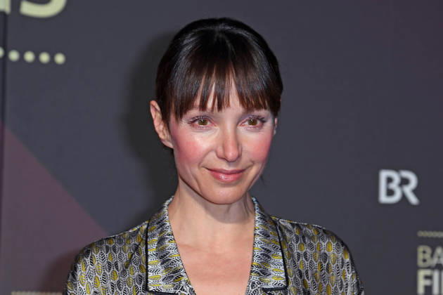 Julia Koschitz bei der Ankunft zur VERLEIHUNG DES BAYERISCHEN FILMPREISES 2025 im Prinzregententheater in München am 23.01.2026