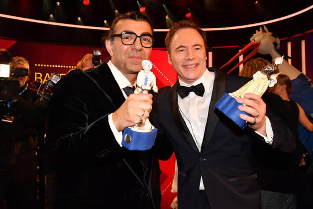 Fatih Akin und Michael Bully Herbig bei der Verleihung Bayerischer Filmpreis am 23.01.2026 im Prinzregententheater in Muenchen Bayerischer Filmpreis 2026 in Muenchen