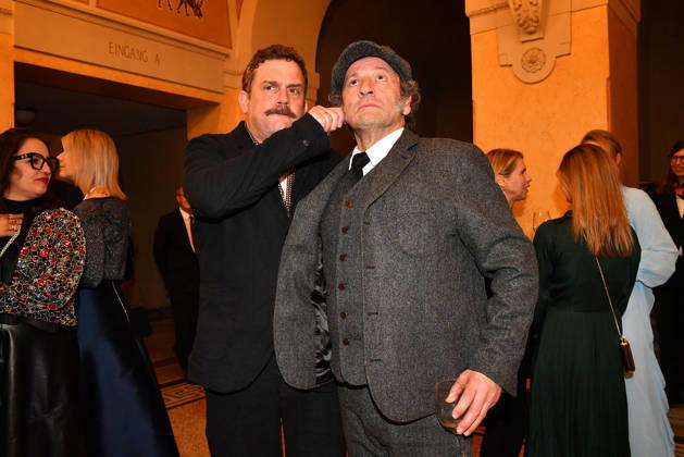 Sebastian Bezzel und Max Schmidt bei der Verleihung Bayerischer Filmpreis am 23.01.2026 im Prinzregententheater in Muenchen Bayerischer Filmpreis 2026 in Muenchen