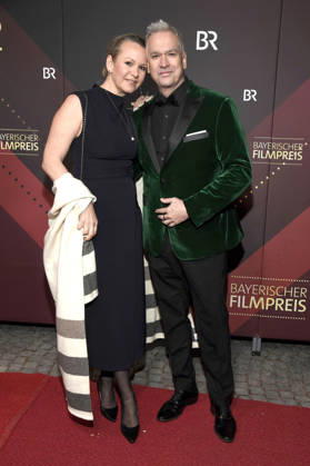 Manou Lubowski mit Freundin Lara von Stumberg bei der Verleihung des 47. Bayerischen Filmpreises 2025 im Prinzregententheater. München, 23.01.2026