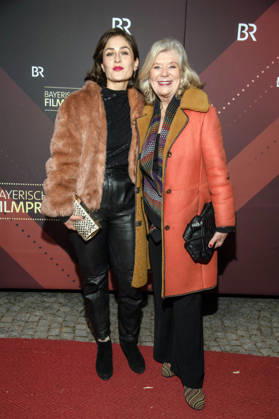 Florentina Tautu und Jutta Speidel bei der Verleihung des 47. Bayerischen Filmpreises 2025 im Prinzregententheater. München, 23.01.2026
