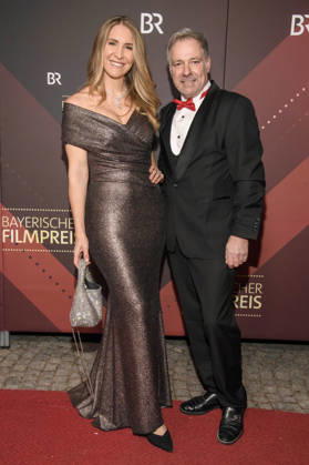 Anja Gräfin von Keyserlingk und Christian Swoboda bei der Verleihung des 47. Bayerischen Filmpreises 2025 im Prinzregententheater. München, 23.01.2026
