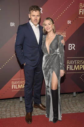 Jens Atzorn und Laura Osswald bei der Verleihung des 47. Bayerischen Filmpreises 2025 im Prinzregententheater. München, 23.01.2026