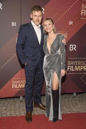 Jens Atzorn und Laura Osswald bei der Verleihung des 47. Bayerischen Filmpreises 2025 im Prinzregententheater. München, 23.01.2026