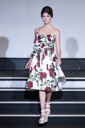 PFW - Franck Sorbier Runway A model walks the runway during the Franck Sorbier Haute Couture Week Spring Summer 2026 show as part of Paris Fashion Week on January 27, 2026 in Paris, France. Photo by Laurent Zabulon ABACAPRESS.COM Paris France Copyright: xZabulonxLaurent ABACAx