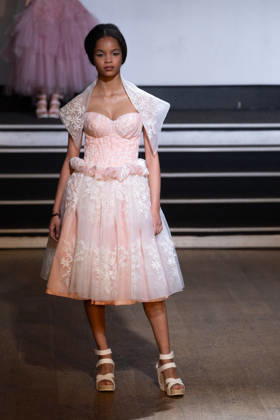 PFW - Franck Sorbier Runway A model walks the runway during the Franck Sorbier Haute Couture Week Spring Summer 2026 show as part of Paris Fashion Week on January 27, 2026 in Paris, France. Photo by Laurent Zabulon ABACAPRESS.COM Paris France Copyright: xZabulonxLaurent ABACAx