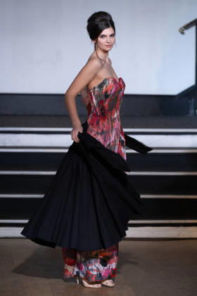 PFW - Franck Sorbier Runway A model walks the runway during the Franck Sorbier Haute Couture Week Spring Summer 2026 show as part of Paris Fashion Week on January 27, 2026 in Paris, France. Photo by Laurent Zabulon ABACAPRESS.COM Paris France Copyright: xZabulonxLaurent ABACAx
