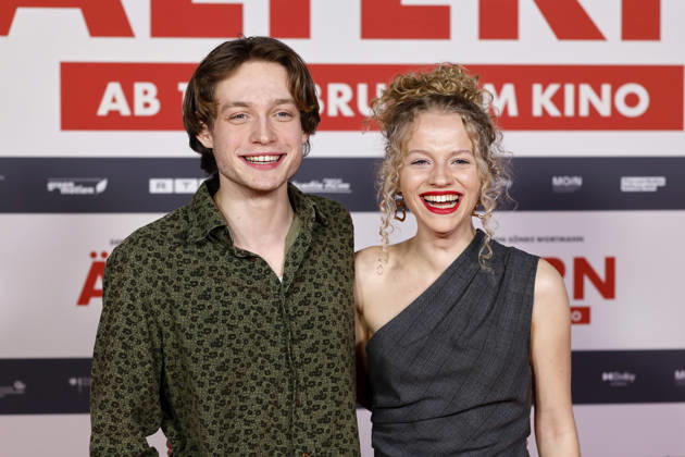 Schauspieler Philip Müller und Schauspielerin Kya Celina Barucki bei der NRW-Premiere des Film Die Ältern im Cinedom. Köln, 03.02.2026 NRW Deutschland Copyright: xChristophxHardtx