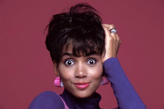 RECORD DATE NOT STATED Living Dolls Halle Berry 1989 EDITORIAL USE ONLY  Copyright: x