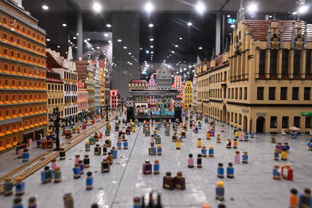 Europe’s biggest LEGO exhibition in Wroclaw Poland WROCLAW, POLAND - FEBRUARY 04: A view of the LEGO exhibition as visitors try to have a chance to walk and watch different LEGO constructions at the Europe s biggest LEGO exhibition in Wroclaw, Poland on February 04, 2026. The largest LEGO Brick Building Exhibition in Europe is an attraction located in Sky Tower in Wroclaw. A surface as much as 1500m square meters, nearly 15 million LEGO bricks, almost 150 models depicting architecture, pop culture and the natural world , 4 supermodels, made of hundreds of thousands of elements such as a rally Porsche 911 T with a length of 4,2 m, a medieval dragon with over 3 m long. The world s largest buildings made of LEGO bricks: Golden Gate Bridge and Copyright: x2026xAnadoluxOmarxMarquesx