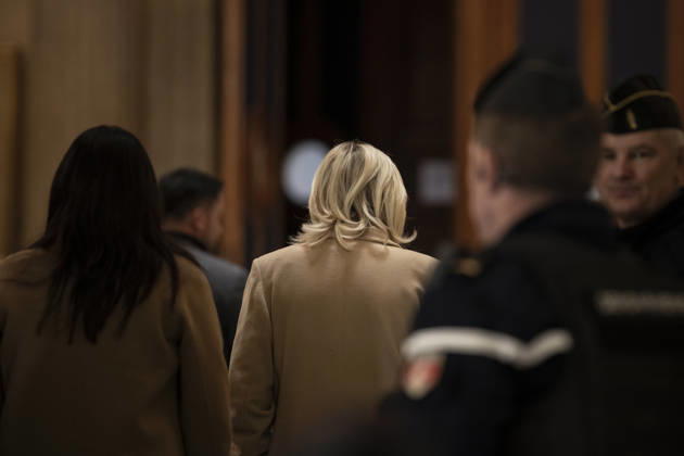 Marine Le Pen Arrives At Court Room - Paris President of Rassemblement National parliamentary group Marine Le Pen arrives at the court room at the Palais de Justice in Paris on February 6, 2026. Photo by Eliot Blondet ABACAPRESS.COM Paris Ile-de-France France  Copyright: xBlondetxEliot ABACAx