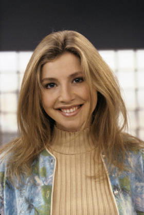 RECORD DATE NOT STATED Roseanne Sarah Chalke 1997 EDITORIAL USE ONLY  Copyright: x