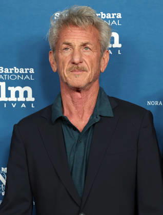 41st Santa Barbara International Film Festival: iHammond Cinema Vanguard Award at The Arlington Theatre Featuring: Sean Penn Where: Los Angeles, California, United States When: 09 Feb 2026 Credit: Faye s Vision Cover Images EDITORIAL USE ONLY. NOT FOR USE BY NEWSPAPERS BASED IN THE UK. Copyright: xx coverimg55451514