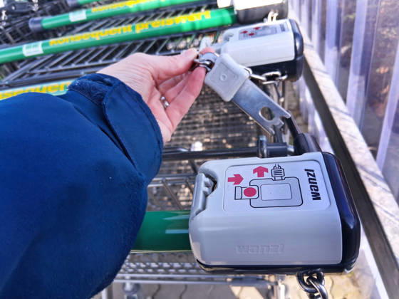 Marktkauf - Einkauf zu Zeiten von Inflation. Marktkauf - Einkauf in einem Supermarkt oder Discounter