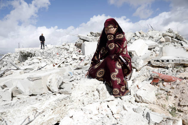 Israeli forces demolish a Palestinian home in West Bank HEBRON, WEST BANK - FEBRUARY 11: Palestinian woman sits on the debris after Israeli army demolishes a Palestinian home claiming it is unlicensed in the village of Beit Awwa near Hebron, West Bank on February 11, 2026. Mamoun Wazwaz Anadolu Hebron West Bank. Editorial use only. Please get in touch for any other usage.  Copyright: x2026xAnadoluxMamounxWazwazx