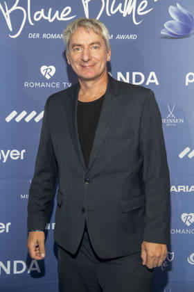Till Schmerbeck zu Gast bei der 15. Verleihung des Romantischen Kurzfilm Awards BLAUE BLUME, im Frederick™sBerlin am Mittwoch 11 Februar 2026 in Berlin Berlin Deutschland