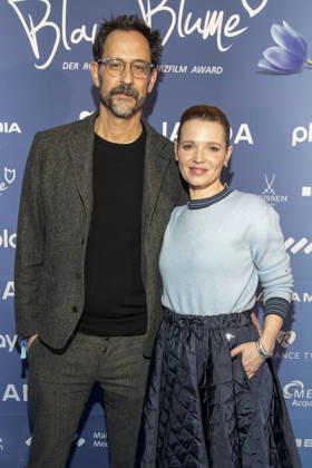 Christopher Doll und Karoline Herfurth Ehepaar Schauspielerin zu Gast bei der 15. Verleihung des Romantischen Kurzfilm Awards BLAUE BLUME, im Frederick™sBerlin am Mittwoch 11 Februar 2026 in Berlin Berlin Deutschland