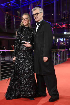 Wim Wenders mit Ehefrau Donata Wenders bei der Festivaleröffnung mit der Premiere des Kinofilms No Good Men auf der Berlinale 2026 76. Internationale Filmfestspiele Berlin im Berlinale Palast. Berlin, 12.02.2026
