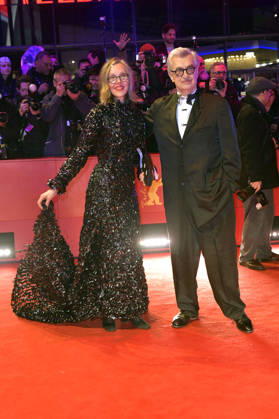 Wim Wenders mit Ehefrau Donata Wenders bei der Festivaleröffnung mit der Premiere des Kinofilms No Good Men auf der Berlinale 2026 76. Internationale Filmfestspiele Berlin im Berlinale Palast. Berlin, 12.02.2026