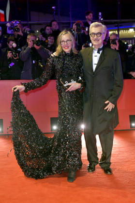 Wim Wenders mit Ehefrau Donata Wenders bei der Festivaleröffnung mit der Premiere des Kinofilms No Good Men auf der Berlinale 2026 76. Internationale Filmfestspiele Berlin im Berlinale Palast. Berlin, 12.02.2026