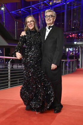 Wim Wenders mit Ehefrau Donata Wenders bei der Festivaleröffnung mit der Premiere des Kinofilms No Good Men auf der Berlinale 2026 76. Internationale Filmfestspiele Berlin im Berlinale Palast. Berlin, 12.02.2026