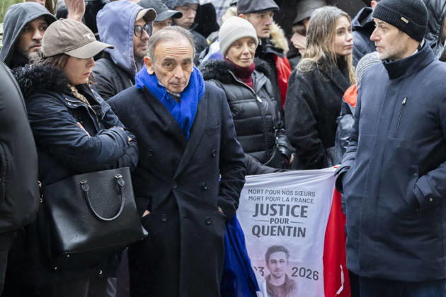Paris, France February 15, 2026 - Gathering after the death of Quentin D., an identity activist attacked in Lyon. Quentin D., who is close to the far-right group Nemesis, was violently attacked on the sidelines of a conference given by France Insoumise (LFI) MEP Rima Hassan at the Institute of Political Studies in Lyon - Eric Zemmour POLITIQUE, EXTREME DROITE, MANIFESTATION, HOMMAGE, CRIME, VIOLENCE, AGRESSION, LYNCHAGE, Copyright: xVincentxIsorex