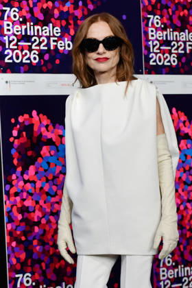 Isabelle Huppert at the press conference for The Blood Countess during the 76th Berlinale International Film Festival Berlin 2026 , February 16, 2026 Romain Doucelin Bestimage Press conference at the Die Blutgräfin The Blood Countess during the 76th Berlinale International Film Festival Berlin at Grand Hyatt Hotel on February 16, 2026 in Berlin, Germany Berlin Allemagne  Copyright: xRomainxDoucelinx xBestimagexRomainxDoucelinx xBestimagex