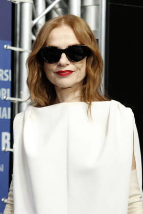 Isabelle Huppert bei der Pressekonferenz zum Kinofilm Die Blutgräfin The Blood Countess auf der Berlinale 2026 76. Internationale Filmfestspiele Berlin im Hotel Grand Hyatt. Berlin, 16.02.2026