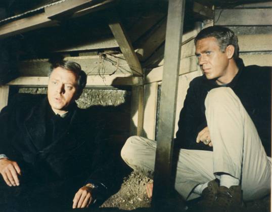 Archival Movie Set Stills Jan. 1, 1963 - No Merchandising. Editorial Use Only. No Book Cover Usage.....The Great Escape, Richard Attenborough, Steve Mcqueen..Film and Television. Copyright: xEntertainmentxPicturesx