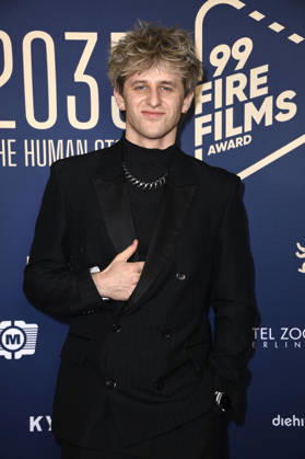 Theo Carow beim 99Fire Films Award während der Berlinale 2026 in der Astor Film Lounge. Berlin, 19.02.2026