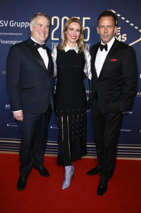 Spencer Chaplin, Kiera Chaplin und Stefan Kiwit beim 99Fire Films Award während der Berlinale 2026 in der Astor Film Lounge. Berlin, 19.02.2026