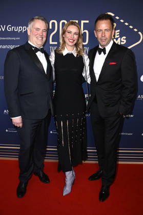 Spencer Chaplin, Kiera Chaplin und Stefan Kiwit beim 99Fire Films Award während der Berlinale 2026 in der Astor Film Lounge. Berlin, 19.02.2026