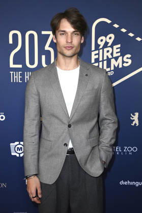 Arne-Carlos Böttcher beim 99Fire Films Award während der Berlinale 2026 in der Astor Film Lounge. Berlin, 19.02.2026