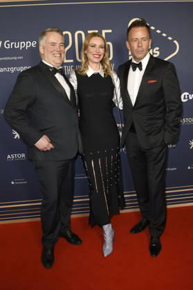 Spencer Chaplin, Kiera Chaplin und Stefan Kiwit beim 99Fire Films Award während der Berlinale 2026 in der Astor Film Lounge. Berlin, 19.02.2026