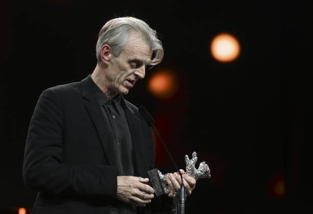 76th Berlin International Film Festival BERLIN, GERMANY - FEBRUARY 21: Director Grant Gee receives the Silver Bear Jury Prize for his film Everybody Digs Bill Evans during the 76th International Berlin International Film Festival (Berlinale) in Berlin, Germany on February 21, 2026 Halil Sagirkaya Anadolu Berlin Germany. Editorial use only. Please get in touch for any other usage.  Copyright: x2026xAnadoluxHalilxSagirkayax