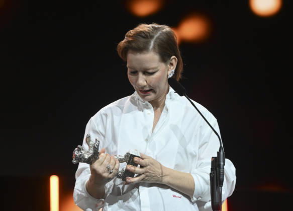 76th Berlin International Film Festival BERLIN, GERMANY - FEBRUARY 21: Sandra Huller receives the Silver Bear Award for Best Actress for her role in Rose during the 76th International Berlin International Film Festival (Berlinale) in Berlin, Germany on February 21, 2026. Halil Sagirkaya Anadolu Berlin Germany. Editorial use only. Please get in touch for any other usage.  Copyright: x2026xAnadoluxHalilxSagirkayax