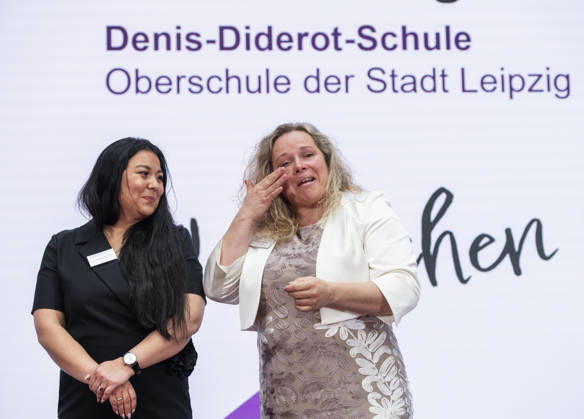 Svetlana Thieme und Kati Klitzing - Deutscher Lehrkräftepreis 2025 EUR, Deutschland, Berlin, 23.02.2026: Svetlana Thieme und Kati Klitzing von der Denis-Diderot-Oberschule aus Leipzig. Preisverleihung des Deutscher Lehrkräftepreis 2025. Zehn Lehrkräfte, drei Schulleitungen und fünf Lehrkräfte-Teams aus zehn Bundesländern werden in dieser Wettbewerbsrunde für ihre herausragenden Leistungen ausgezeichnet: