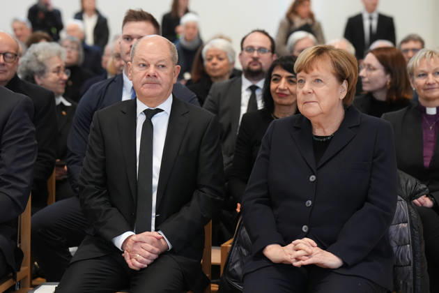 News Themen der Woche KW09 Oekumenischer Gottesdienst zum Trauerstaatsakt fuer Rita Suessmuth Angela Merkel (Bundeskanzlerin a.D.) gemeinsam mit Olaf Scholz beim Oekumenischen Gottesdienst im Vorfeld des offiziellen Trauerstaatsaktes fuer Rita Suessmuth, Berlin, 24.02.2026 Berlin Berlin Deutschland