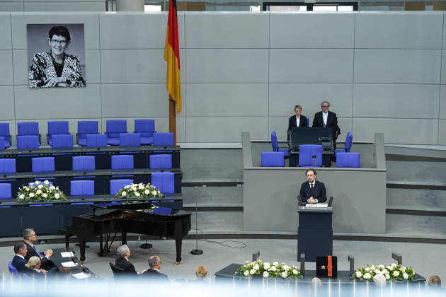 News Themen der Woche KW09 Trauerstaatsakt im Bundestag fuer Dr. Rita Suessmuth Prof. Dr. Heribert Prantl bei seiner Gedenkrede beim offiziellen Trauerstaatsakt des Bundestages anlässlich des Todes von Dr. Rita Suessmuth, Berlin, 24.02.2026 Berlin Berlin Deutschland