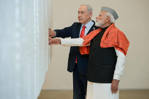 News Themen der Woche KW09 February 26, 2026, Jerusalem, Israel: Indian Prime Minister Narendra Modi and Israeli Prime Minister Benjamin Netanyahu visit the Yad Vashem Holocaust Museum in Jerusalem, on the second day of ModiÃ¢â‚¬â ¢s two day state visit. The two leaders toured the Hall of Names, during which Netanyahu showed Modi the names of his wife SaraÃ¢â‚¬â ¢s relatives who perished in the Holocaust. Following the tour a memorial ceremony was held, in which the Prime Minister of India laid a wreath and placed a stone to commemorate the victims of the Holocaust. The visit aims to elevate the 1992 established bilateral ties into a more robust Strategic Partnership, with a focus on defense technology, AI, and the operationalization of the India Middle East Europe E  - ZUMAi99_ 20260226_zip_i99_002 Copyright: xMaayanxToaf IsraelxGpox