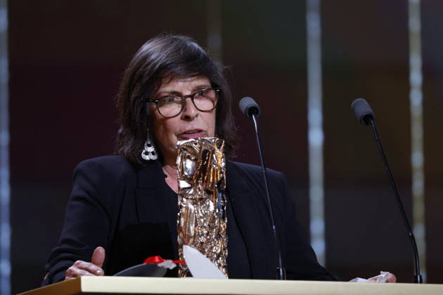 51st Cesar Ceremony Catherine Schwartz with the Best Editing Cesar Award for the Movie Nouvelle Vague during the 51st Cesar Film Awards held at l Olympia on February 26, 2026, in Paris, France. Photo by Nasser Berzane ABACAPRESS.COM Paris France  Copyright: xBerzanexNasser ABACAx