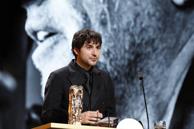 51st Cesar Ceremony Guillaume Marbeck with the Best Director Cesar Award for Movie Nouvelle Vague on behalf of Richard Linklater during 51st Cesar Film Awards held at l Olympia on February 26, 2026, in Paris, France. Photo by Nasser Berzane ABACAPRESS.COM Paris France  Copyright: xBerzanexNasser ABACAx