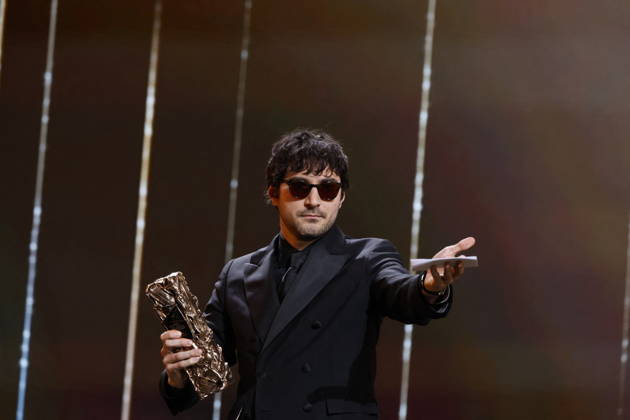 51st Cesar Ceremony Guillaume Marbeck with the Best Director Cesar Award for Movie Nouvelle Vague on behalf of Richard Linklater during the 51st Cesar Film Awards held at l Olympia on February 26, 2026, in Paris, France. Photo by Nasser Berzane ABACAPRESS.COM Paris France  Copyright: xBerzanexNasser ABACAx