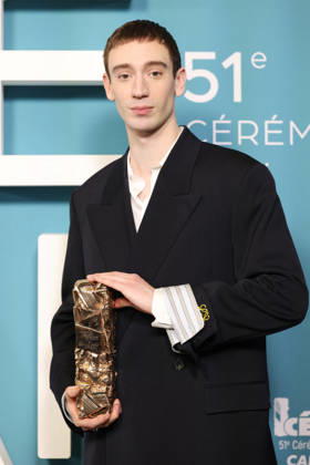 51st Cesar Ceremony Press Room Théodore Pellerin poses with the Rising Star Cesar Award during the 51st Cesar Film Awards held at l Olympia on February 26, 2026, in Paris, France. Photo by Jerome Domine ABACAPRESS.COM Paris France  Copyright: xDominexJerome ABACAx