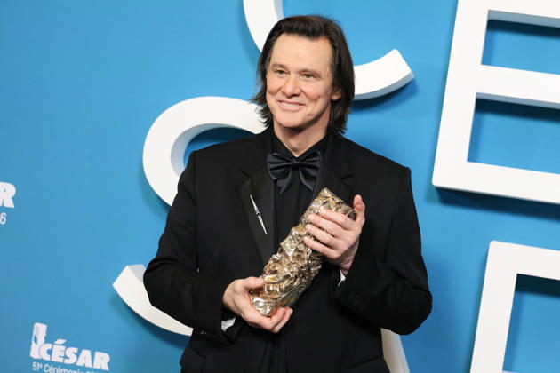51st Cesar Ceremony Press Room Jim Carrey poses with the Honorary Cesar Award during the 51st Cesar Film Awards held at l Olympia on February 26, 2026, in Paris, France. Photo by Jerome Domine ABACAPRESS.COM Paris France  Copyright: xDominexJerome ABACAx