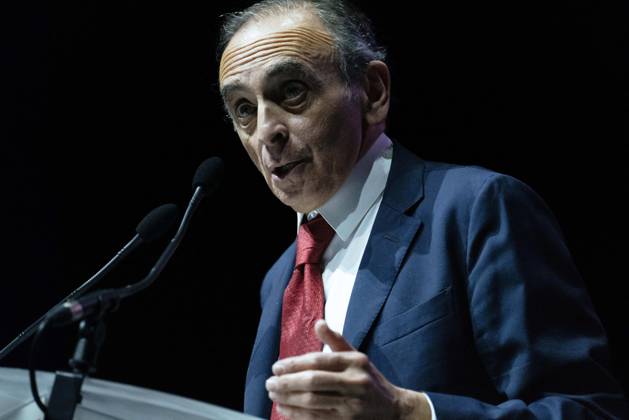 Eric Zemmour And Arthur Cottrel At Reconquete Meeting - Toulouse Speech by Eric Zemmour. 2026 Municipal Elections, Meeting with Eric Zemmour and Arthur Cottrel for the Reconquête list in Toulouse. Speech by your list leader, Arthur Cottrel, who presents the main measures of his program, followed by a speech by Eric Zemmour in Toulouse, France on February 27, 2026. Photo by Patricia Huchot-Boissier ABACAPRESS.COM TOULOUSE Occitanie France  Copyright: xHuchot-BoissierxPatricia ABACAx