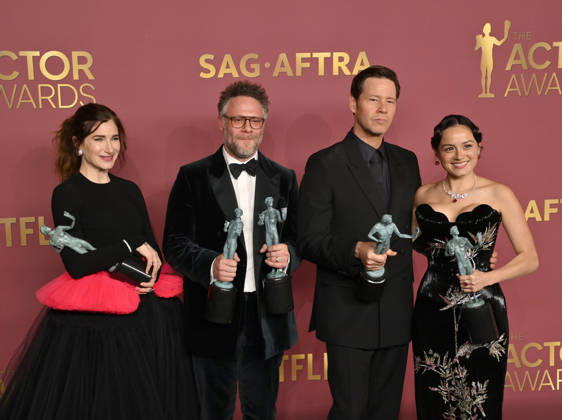 Kathryn Hahn, Seth Rogen, Ike Barinholtz, and Chase Sui Wonders, winners of the Outstanding Performance by an Ensemble in a Comedy Series Award (and Outstanding Performance by a Female Actor in a Comedy Series on behalf of Catherine O Hara) for The Studio, appear backstage during the 32nd annual SAG Awards held at the Shrine Auditorium in Los Angeles on Sunday, March 1, 2026.  LAP20260301895 JIMxRUYMEN