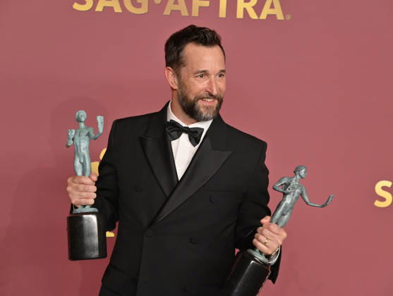 Noah Wyle, winner of the Outstanding Performance by a Male Actor in a Drama Series and Outstanding Performance by an Ensemble in a Drama Series Awards for The Pitt, appears backstage during the 32nd annual SAG Awards held at the Shrine Auditorium in Los Angeles on Sunday, March 1, 2026.  LAP20260301159 JIMxRUYMEN